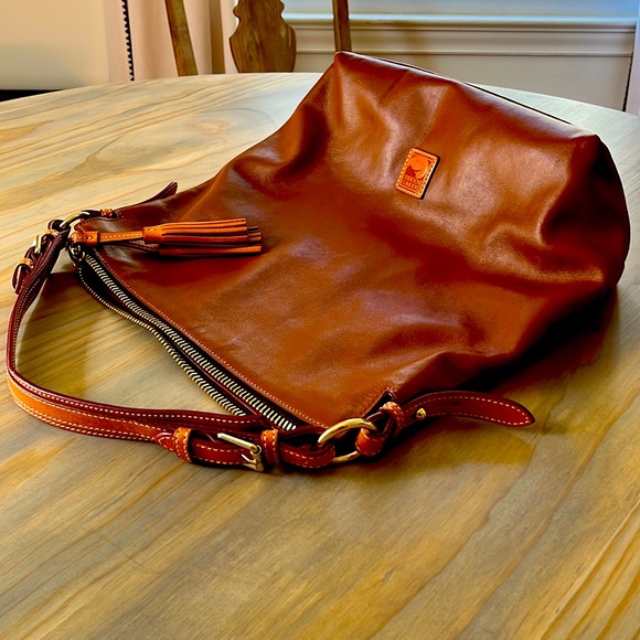 Dooney Bourke Bag/ purse. Excellent condition, used - Picture 1 of 6